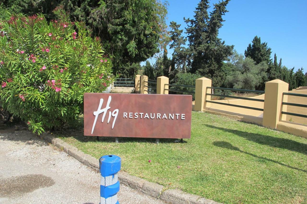 Apartamento En Los Patios De Santa Maria Golf Marbella Exteriör bild