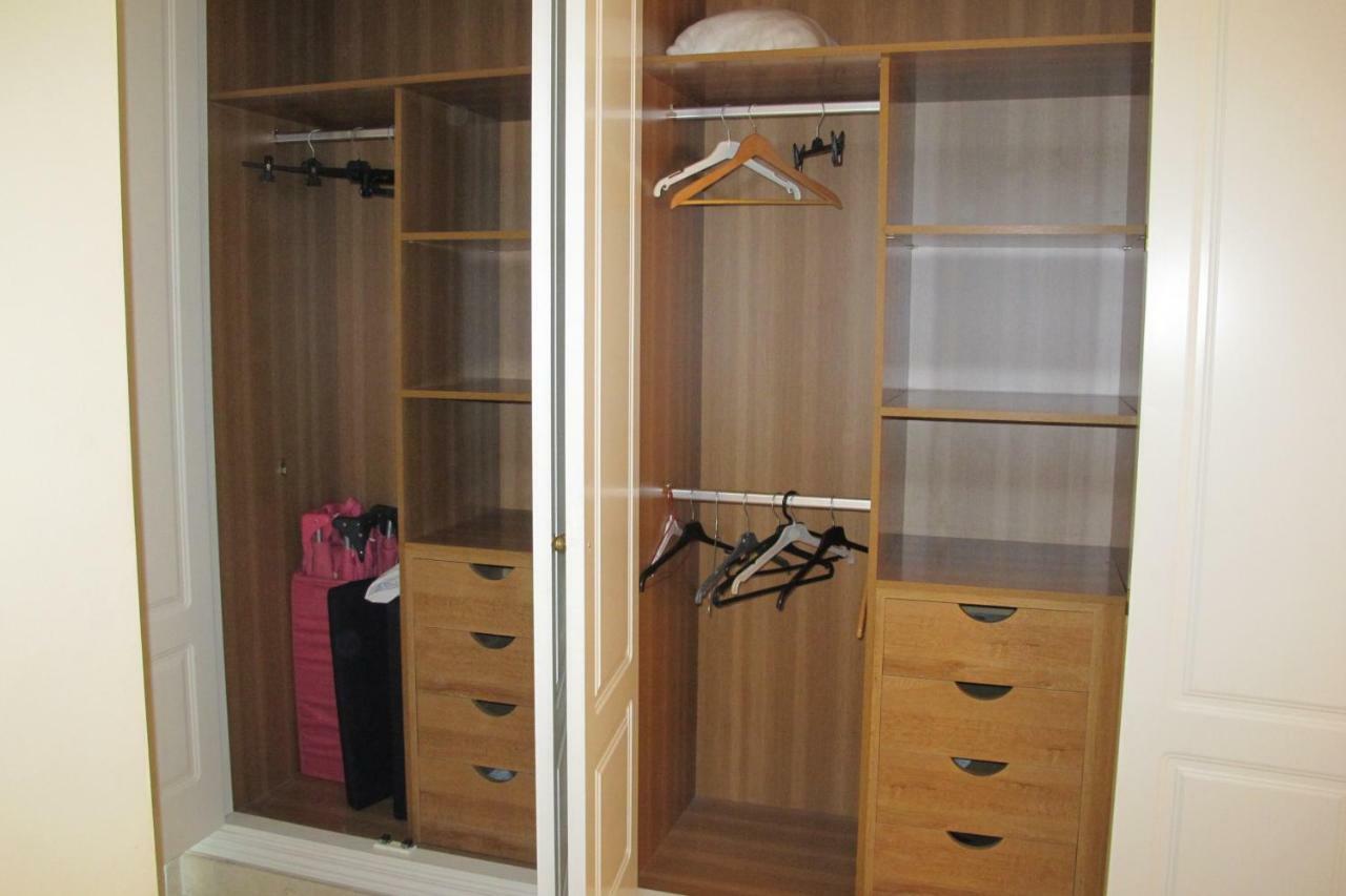 Apartamento En Los Patios De Santa Maria Golf Marbella Exteriör bild